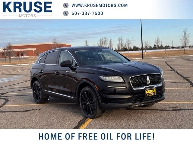 2022 Lincoln Nautilus Reserve's photo