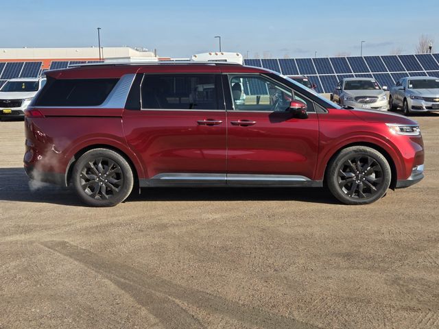 Used 2024 Kia Carnival SX Prestige with VIN KNDNE5H36R6343473 for sale in Marshall, Minnesota