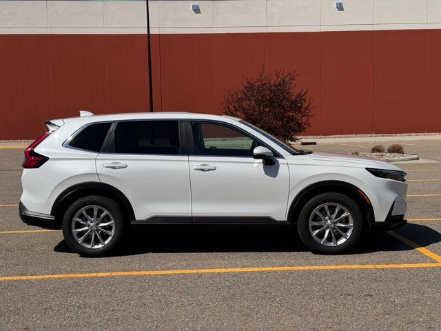 Used 2024 Honda CR-V EX-L with VIN 2HKRS4H7XRH444142 for sale in Marshall, Minnesota