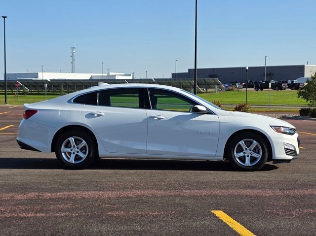 Used 2023 Chevrolet Malibu 1LT with VIN 1G1ZD5ST3PF223231 for sale in Marshall, Minnesota