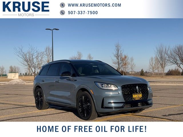 2023 Lincoln Corsair Reserve's photo