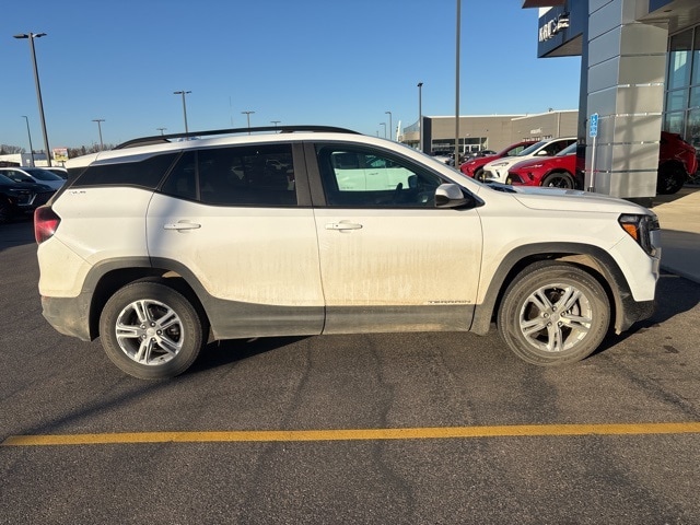 2022 Gmc Terrain SLE photo 4