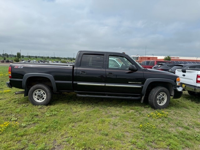Used 2004 GMC Sierra 2500HD SLT with VIN 1GTHK23U64F136028 for sale in Marshall, Minnesota