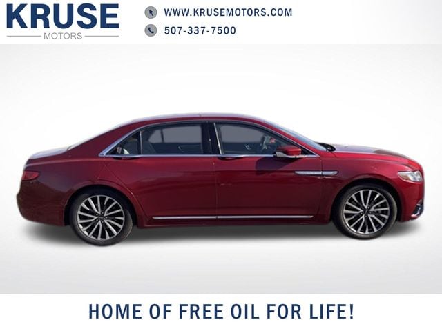 2018 Lincoln Continental Select FWD's photo