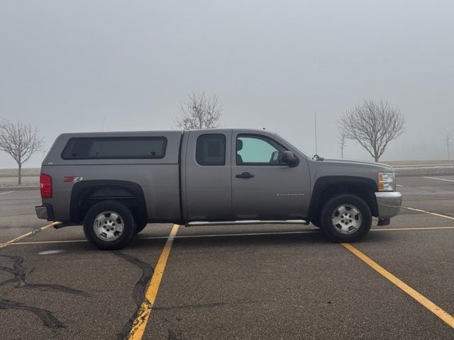 Used 2013 Chevrolet Silverado 1500 LT with VIN 1GCRKSE72DZ275163 for sale in Marshall, Minnesota