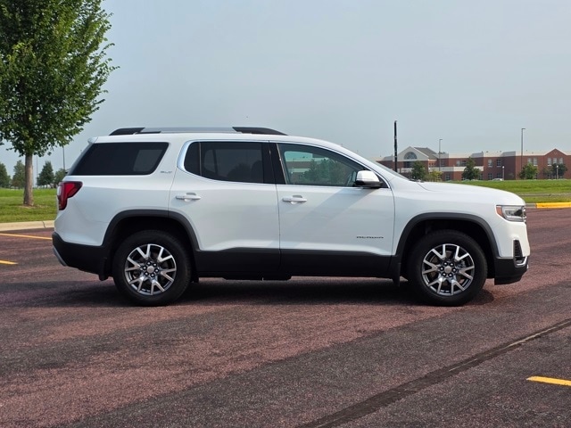 Used 2022 GMC Acadia SLT with VIN 1GKKNUL47NZ137797 for sale in Marshall, Minnesota