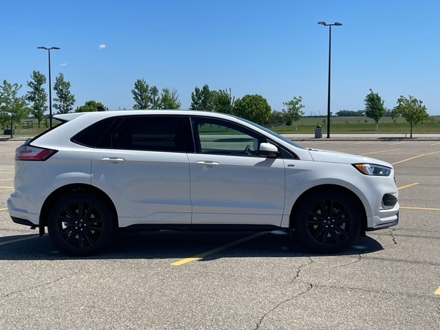 Used 2024 Ford Edge ST-Line with VIN 2FMPK4J97RBA65481 for sale in Marshall, Minnesota