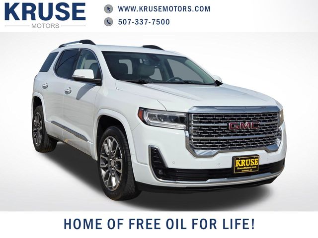 2023 GMC Acadia Denali AWD's photo
