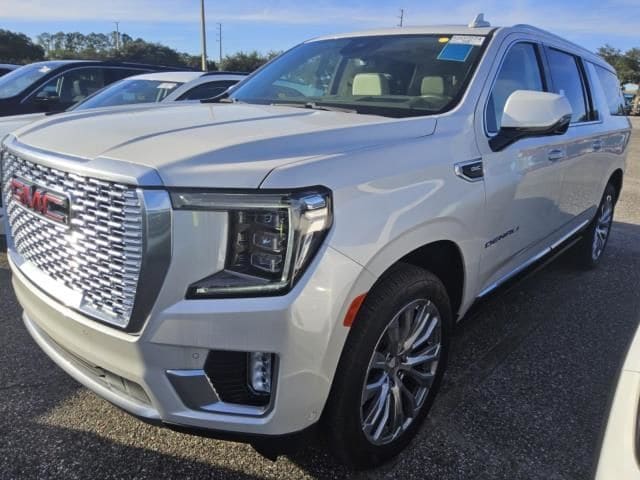 Used 2024 GMC Yukon XL Denali with VIN 1GKS2JKL3RR104592 for sale in Marshall, Minnesota