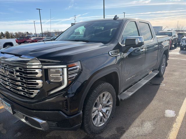 Used 2022 GMC Sierra 1500 Denali Denali with VIN 3GTUUGED5NG681785 for sale in Marshall, Minnesota