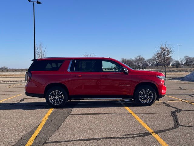 Used 2023 Chevrolet Suburban LS with VIN 1GNSKBKD5PR421692 for sale in Marshall, Minnesota
