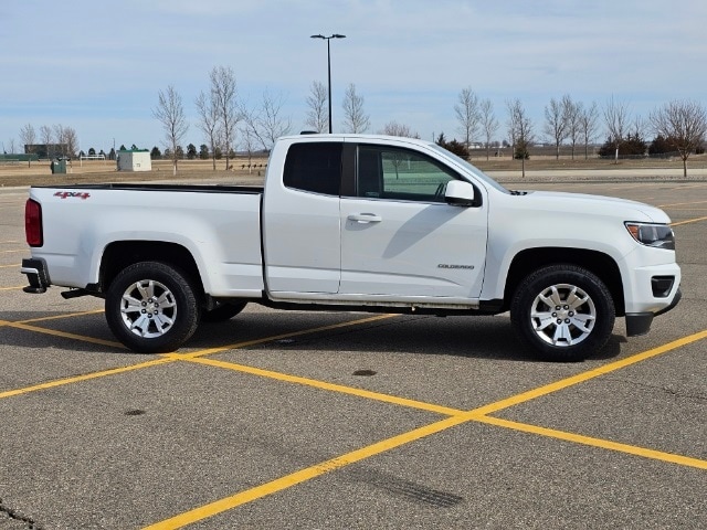 Used 2020 Chevrolet Colorado LT with VIN 1GCHTCEA6L1181066 for sale in Marshall, Minnesota