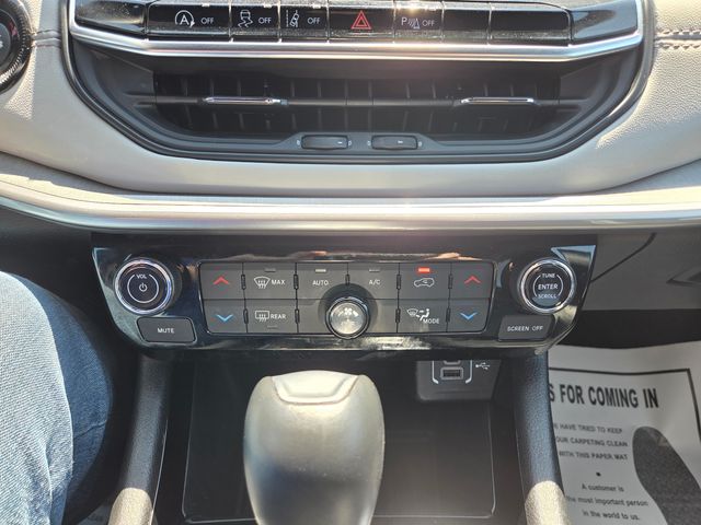 2025 Jeep Compass Limited - Photo 29