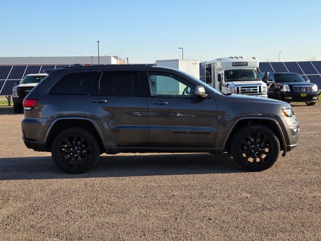 Used 2017 Jeep Grand Cherokee Altitude with VIN 1C4RJFAG2HC761173 for sale in Marshall, Minnesota