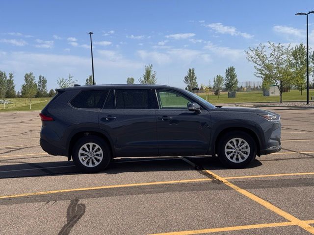 Used 2024 Toyota Grand Highlander XLE with VIN 5TDAAAB58RS001813 for sale in Marshall, Minnesota