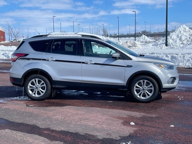 Used 2017 Ford Escape SE with VIN 1FMCU9GD9HUD97741 for sale in Marshall, Minnesota