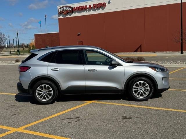 Used 2020 Ford Escape SE with VIN 1FMCU0G66LUC01115 for sale in Marshall, Minnesota