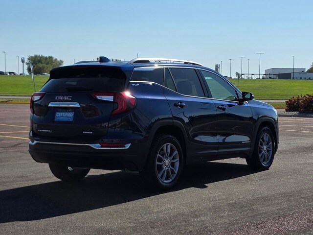 2023 Gmc Terrain SLT photo 2