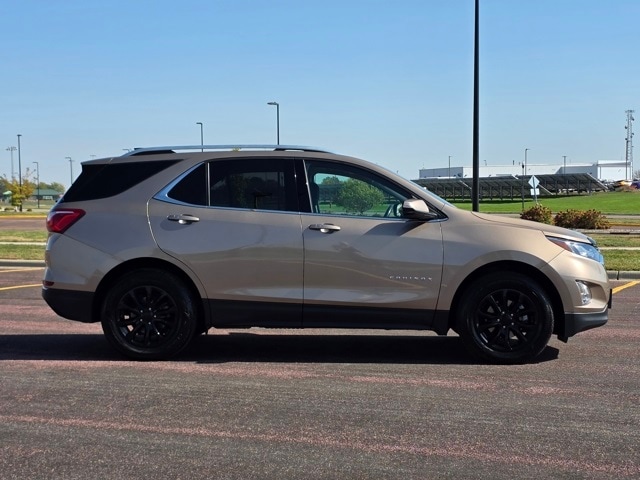 Used 2018 Chevrolet Equinox LT with VIN 3GNAXUEU9JL295968 for sale in Marshall, Minnesota