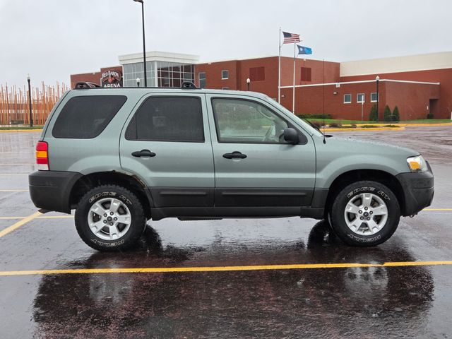 Used 2007 Ford Escape XLT with VIN 1FMCU93157KB34832 for sale in Marshall, Minnesota