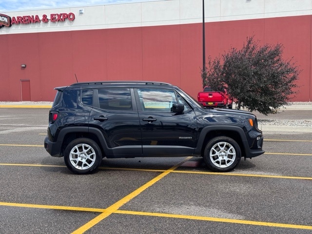 Used 2020 Jeep Renegade Latitude with VIN ZACNJBBB7LPL94122 for sale in Marshall, Minnesota