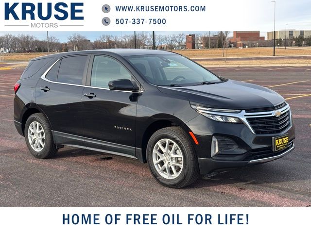 2023 Chevrolet Equinox LT's photo