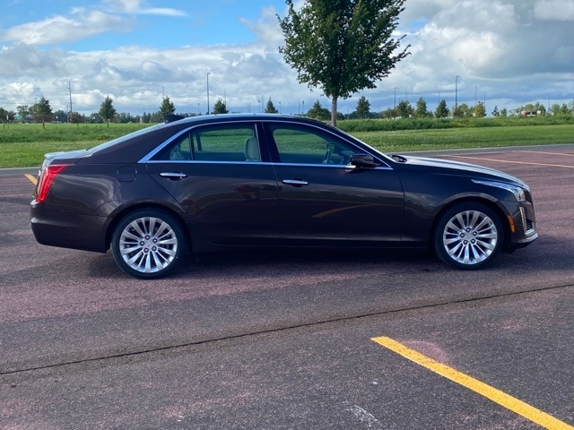 Used 2016 Cadillac CTS Sedan Luxury Collection with VIN 1G6AX5SX7G0106207 for sale in Marshall, MN