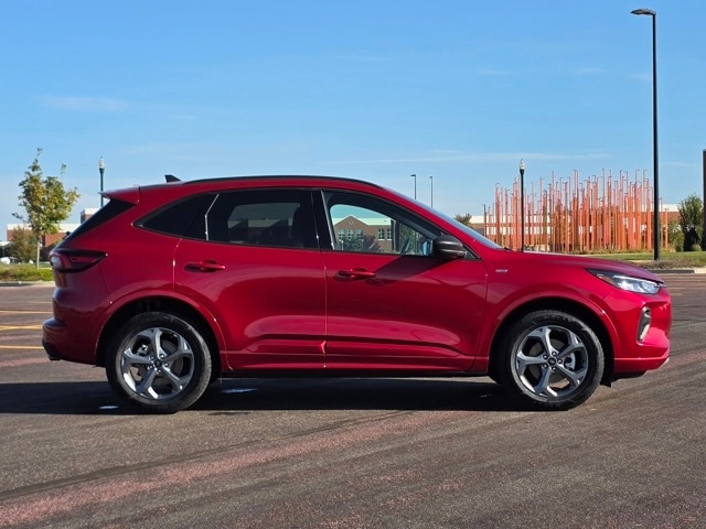 Used 2024 Ford Escape ST-Line with VIN 1FMCU9MN2RUA55840 for sale in Marshall, Minnesota