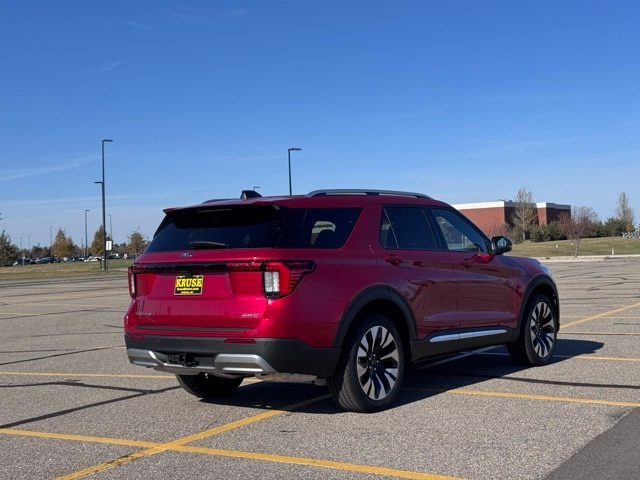 2026 Ford Explorer Platinum photo 3