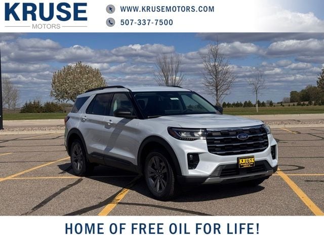 2026 Ford Explorer Active 4WD's photo
