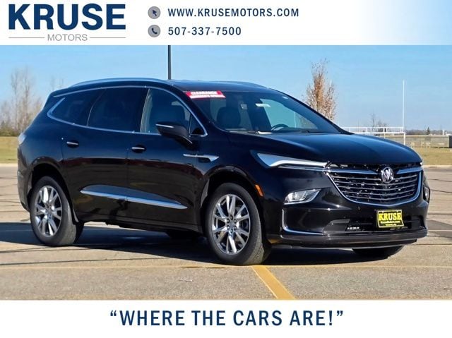 2023 Buick Enclave Premium's photo