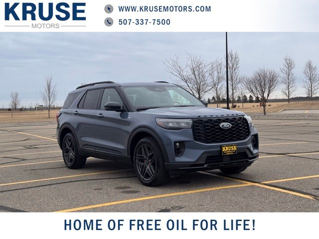 2025 Ford Explorer ST-LINE 4WD (PL535)'s photo