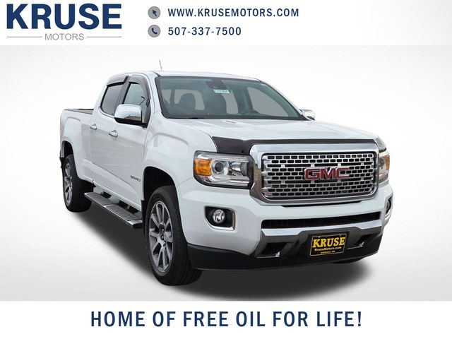 2019 GMC Canyon 4WD Denali Crew Cab Long Box's photo
