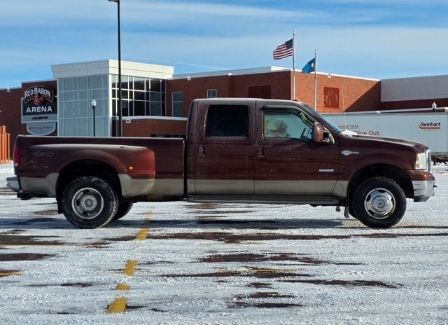 Used 2005 Ford F-350 Super Duty Lariat with VIN 1FTWW33P15EC00608 for sale in Marshall, Minnesota