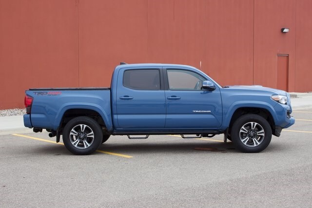 Used 2019 Toyota Tacoma TRD Sport with VIN 3TMCZ5AN6KM256914 for sale in Marshall, Minnesota