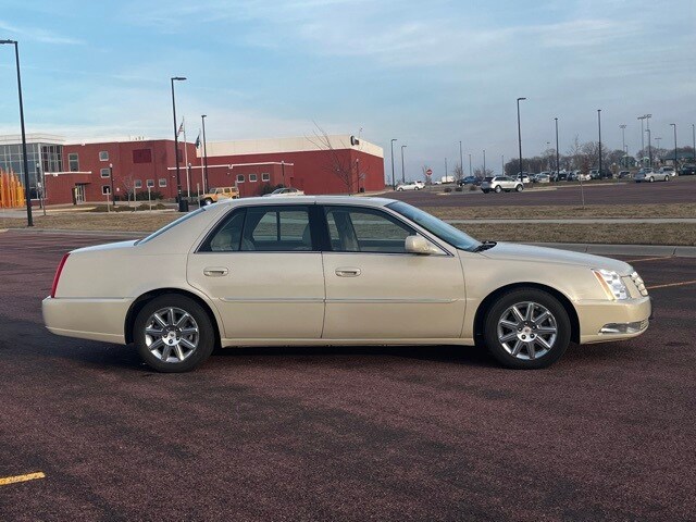Used 2011 Cadillac DTS Premium Collection with VIN 1G6KH5E67BU151203 for sale in Marshall, Minnesota