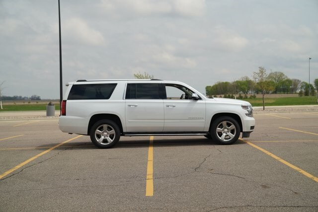 Used 2017 Chevrolet Suburban Premier with VIN 1GNSKJKC2HR134622 for sale in Marshall, Minnesota