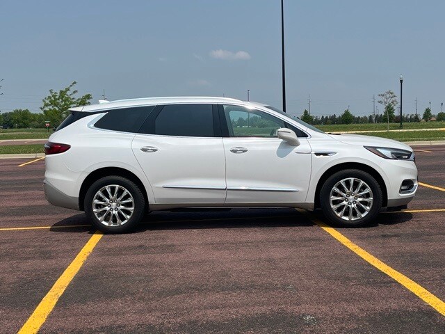 Used 2019 Buick Enclave Premium with VIN 5GAEVBKW3KJ146508 for sale in Marshall, Minnesota