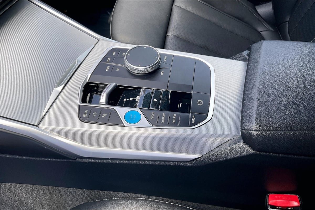 2023 BMW i4 35 - Photo 15