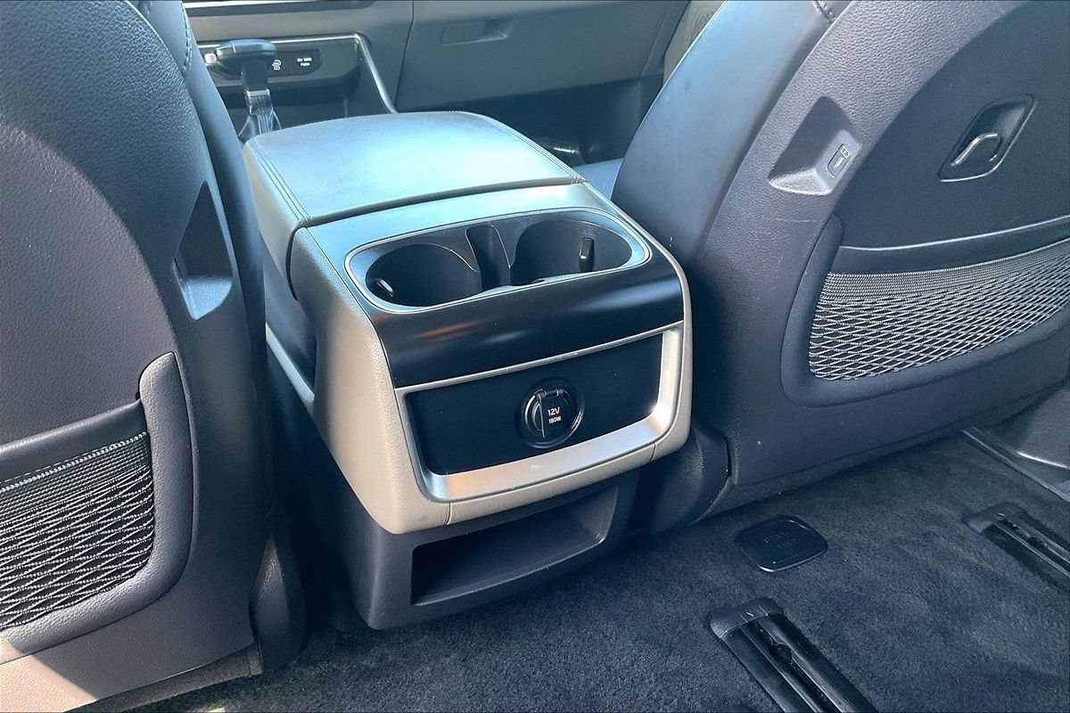 2025 Kia Carnival LXS - Photo 21