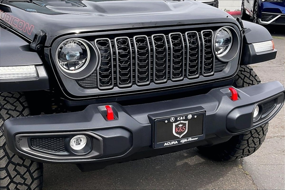2025 Jeep Wrangler 4-Door Rubicon - Photo 26