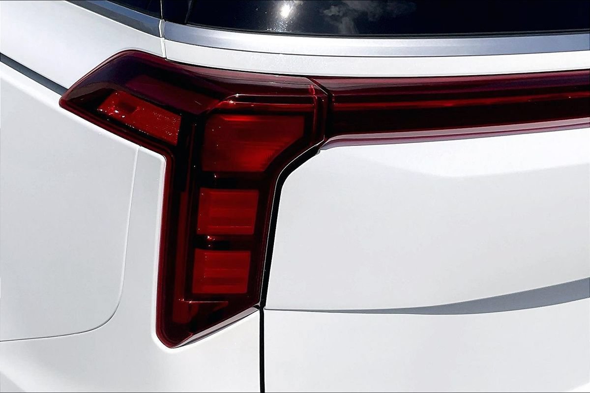 2025 Kia Carnival LXS - Photo 17