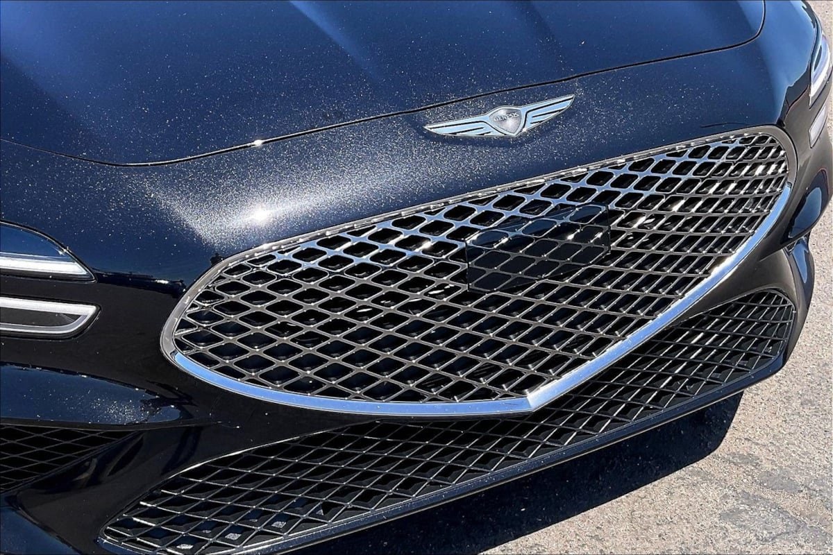 2025 GENESIS G70 Standard - Photo 27