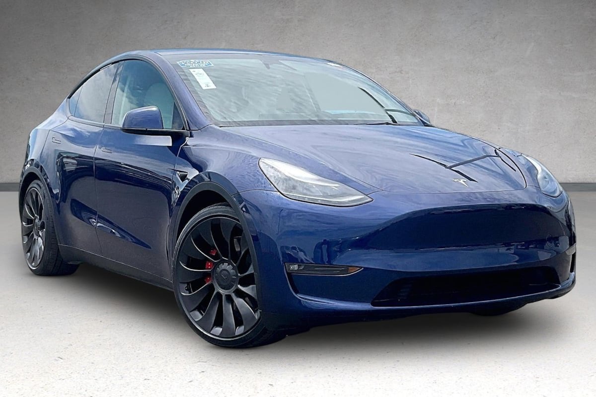 Used 2023 Tesla Model Y Performance with VIN 7SAYGDEF0PF826834 for sale in San Diego, CA
