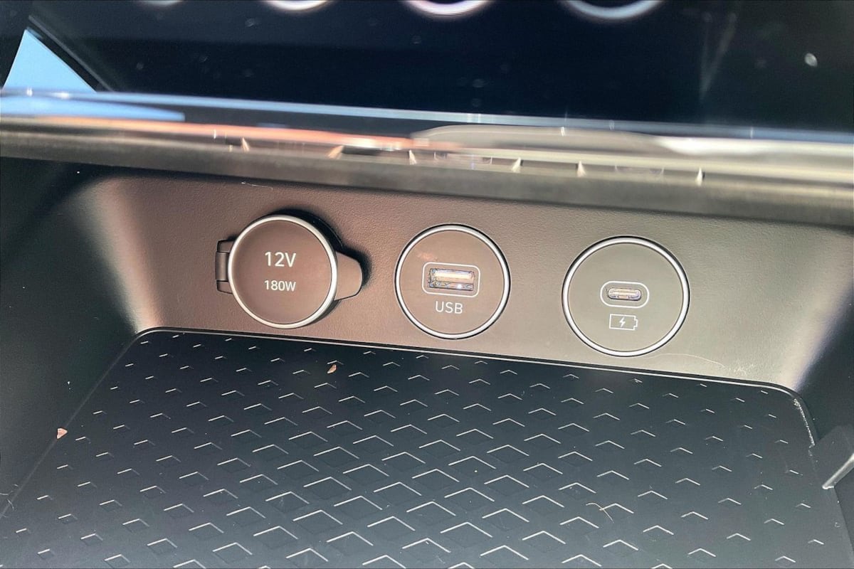 2025 GENESIS G70 Standard - Photo 29