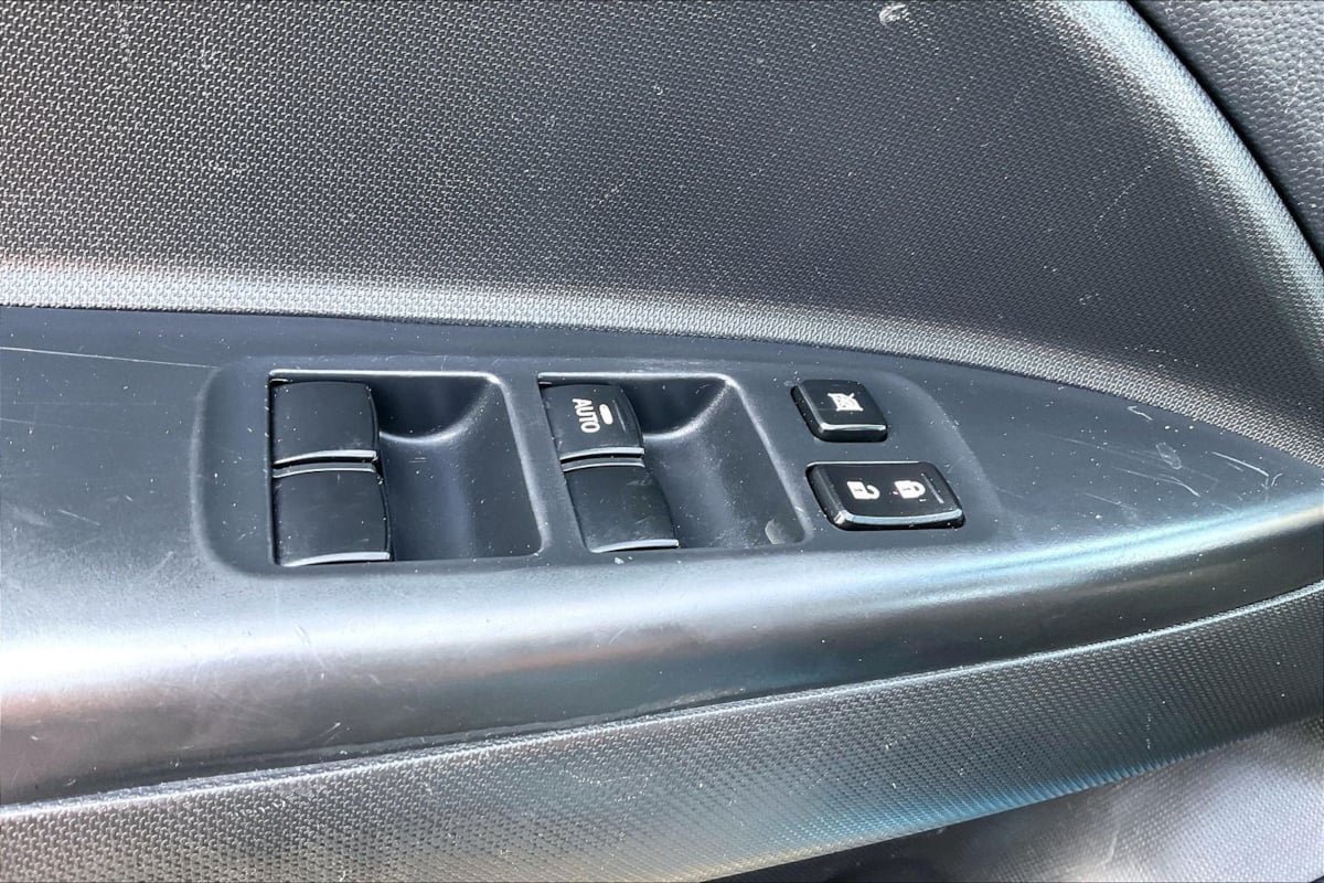 2024 Mitsubishi Mirage ES - Photo 37