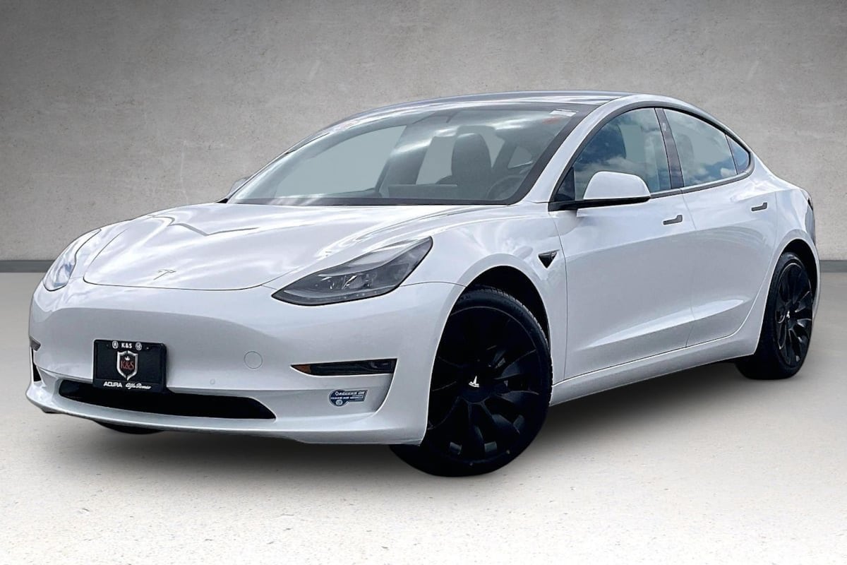 Used 2021 Tesla Model 3 Base with VIN 5YJ3E1EA6MF940221 for sale in San Diego, CA