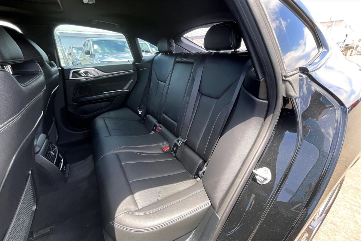 2023 BMW i4 35 - Photo 24