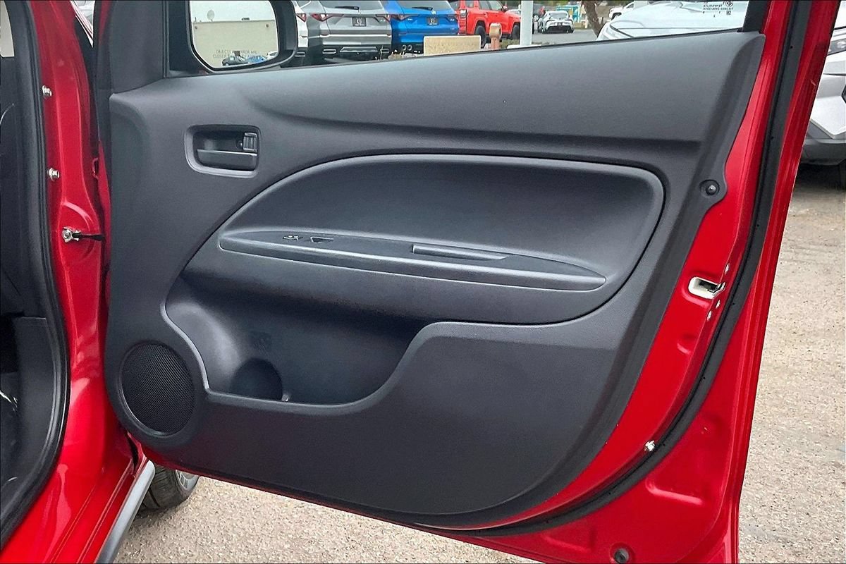 2019 Mitsubishi Mirage ES - Photo 28