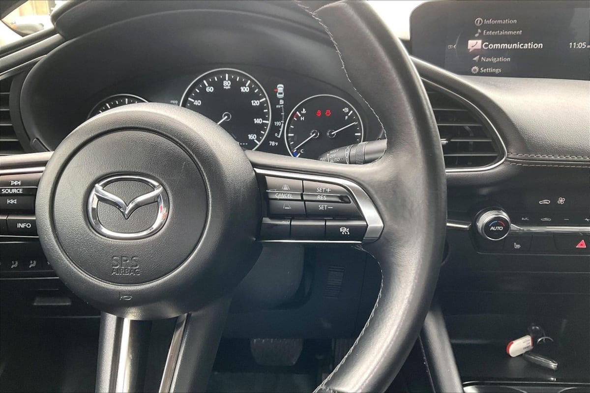2025 Mazda Mazda3 Preferred - Photo 17